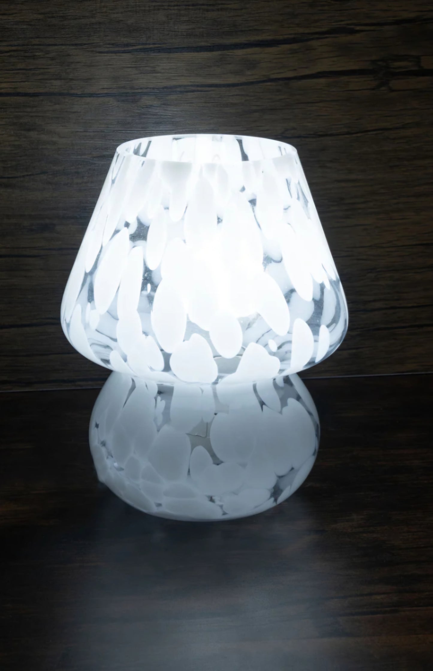White Mushroom Table Lamp – Confetti Pattern – Modern Bedside Lamp – Terrazzo Style Home Lighting UK