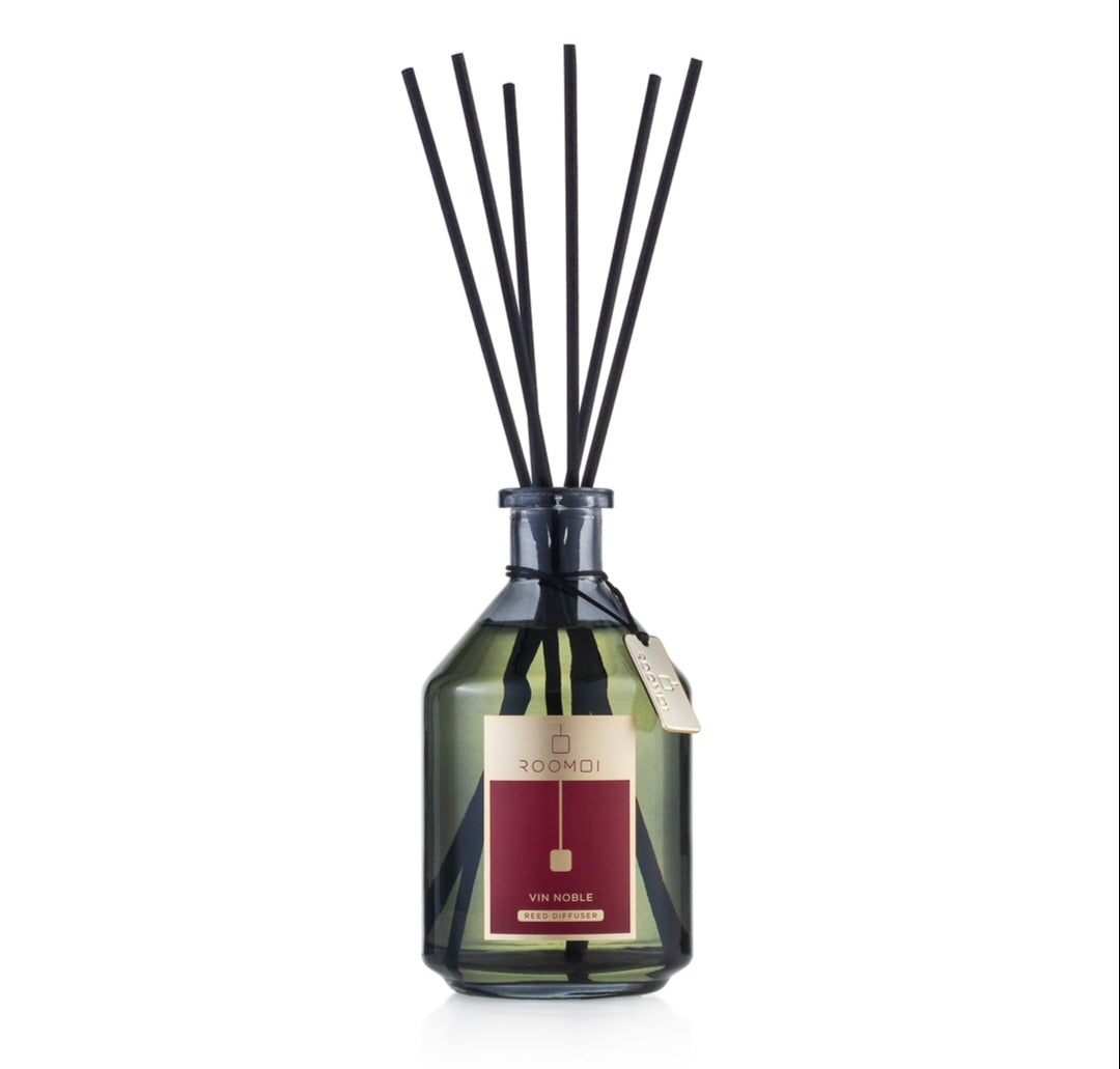 Vin Noble 500ml roomoi Room Diffuser – Fruity Vineyard Grapes & Warm Woods Luxury Home Fragrance